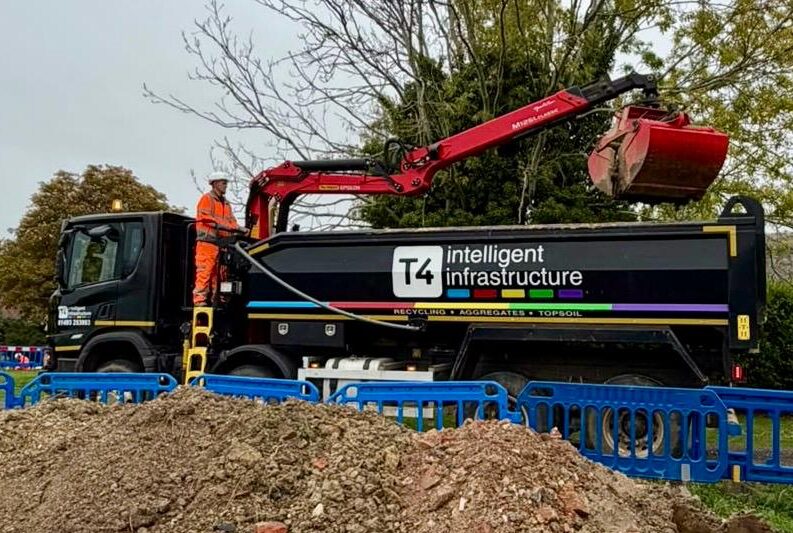 T4 Loader